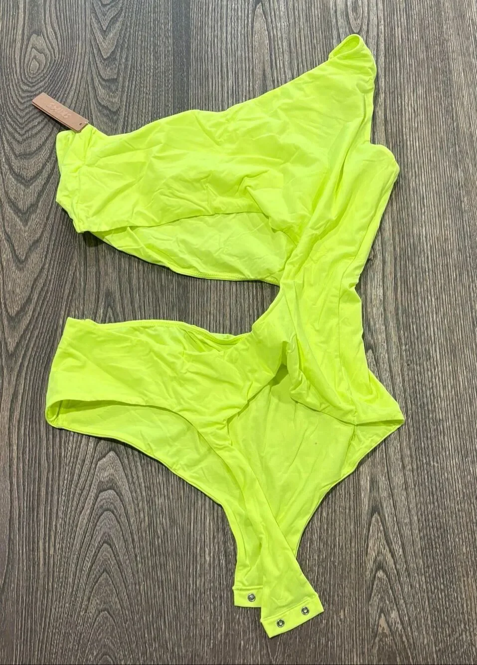 NWT SKIMS Women Bodysuit Fits Everybody One Shoulder Cutout Green Highlighter 4X